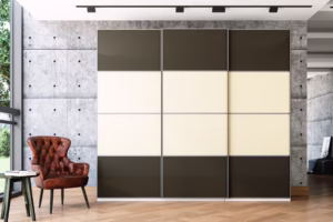 Contemporary 3-door sliding wardrobe